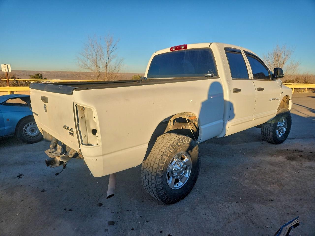 2006 DODGE RAM 2500 ST photo 3