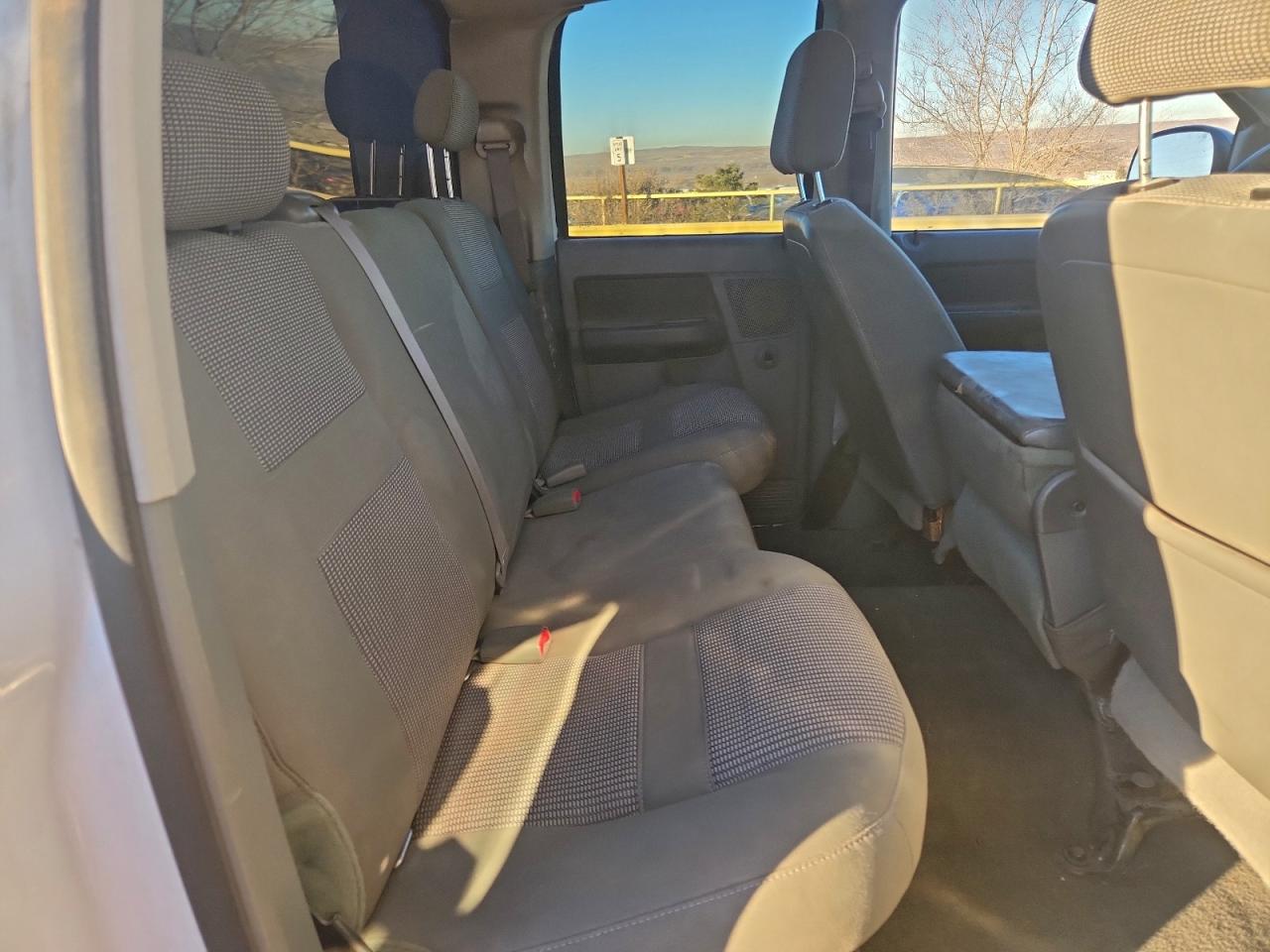 2006 DODGE RAM 2500 ST photo 10