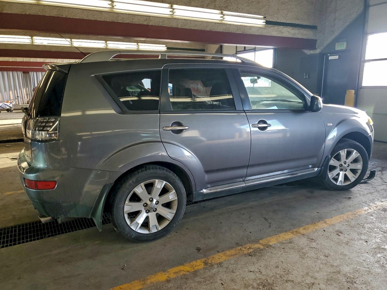 2009 MITSUBISHI OUTLANDER SE photo 3