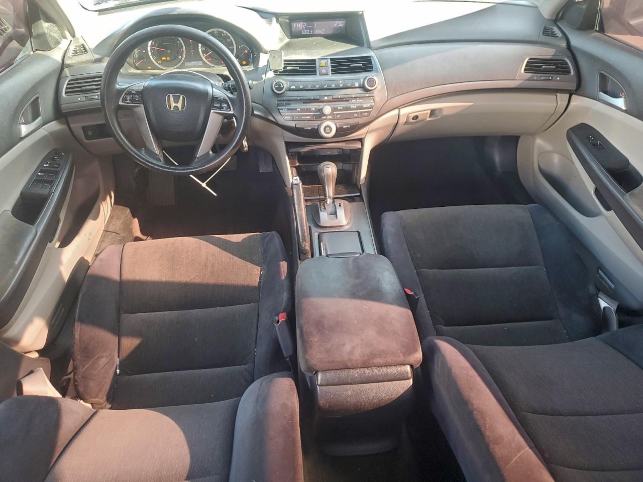 2008 HONDA ACCORD LX photo 8