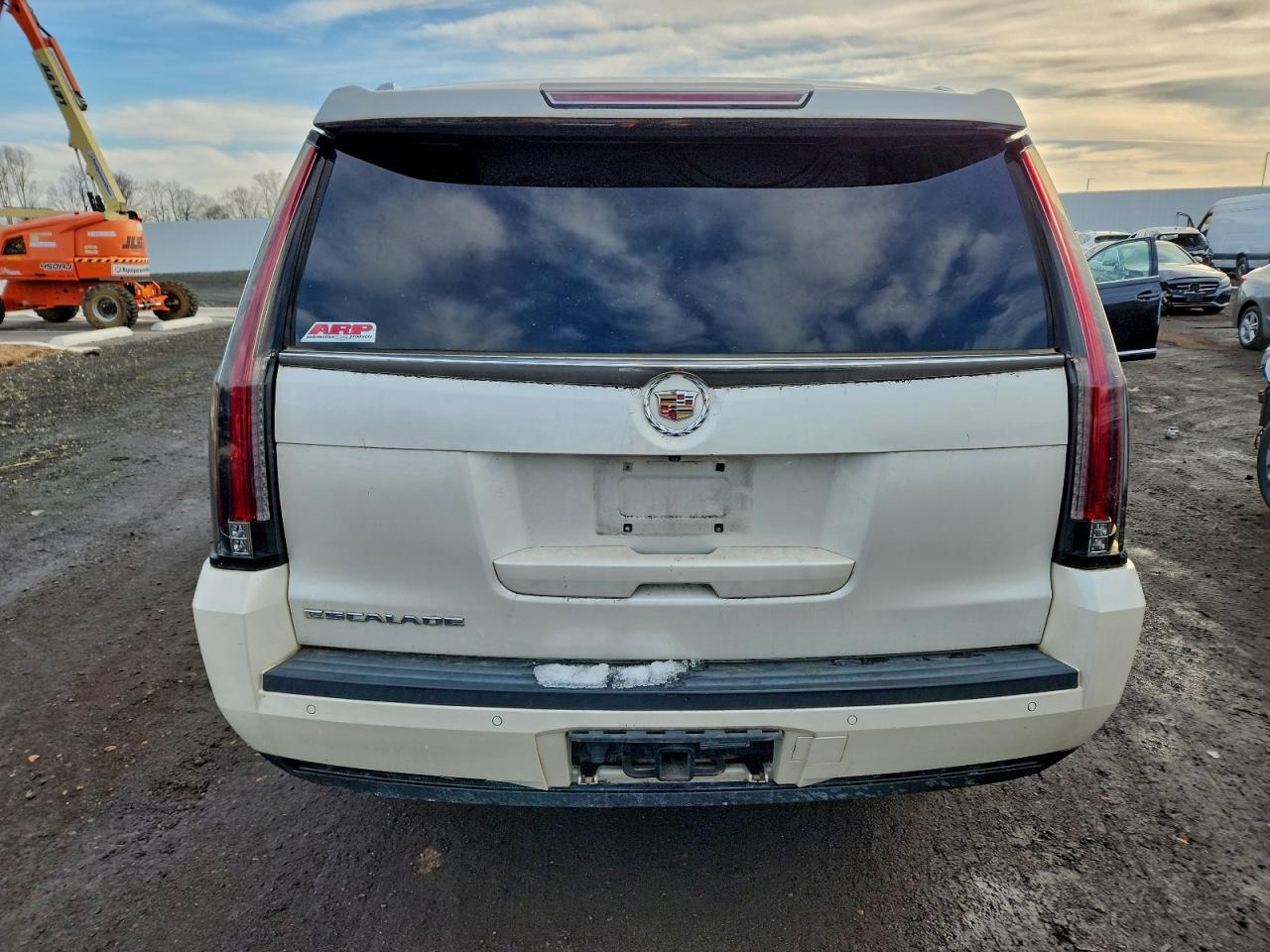 2015 CADILLAC ESCALADE ESV LUXURY photo 6
