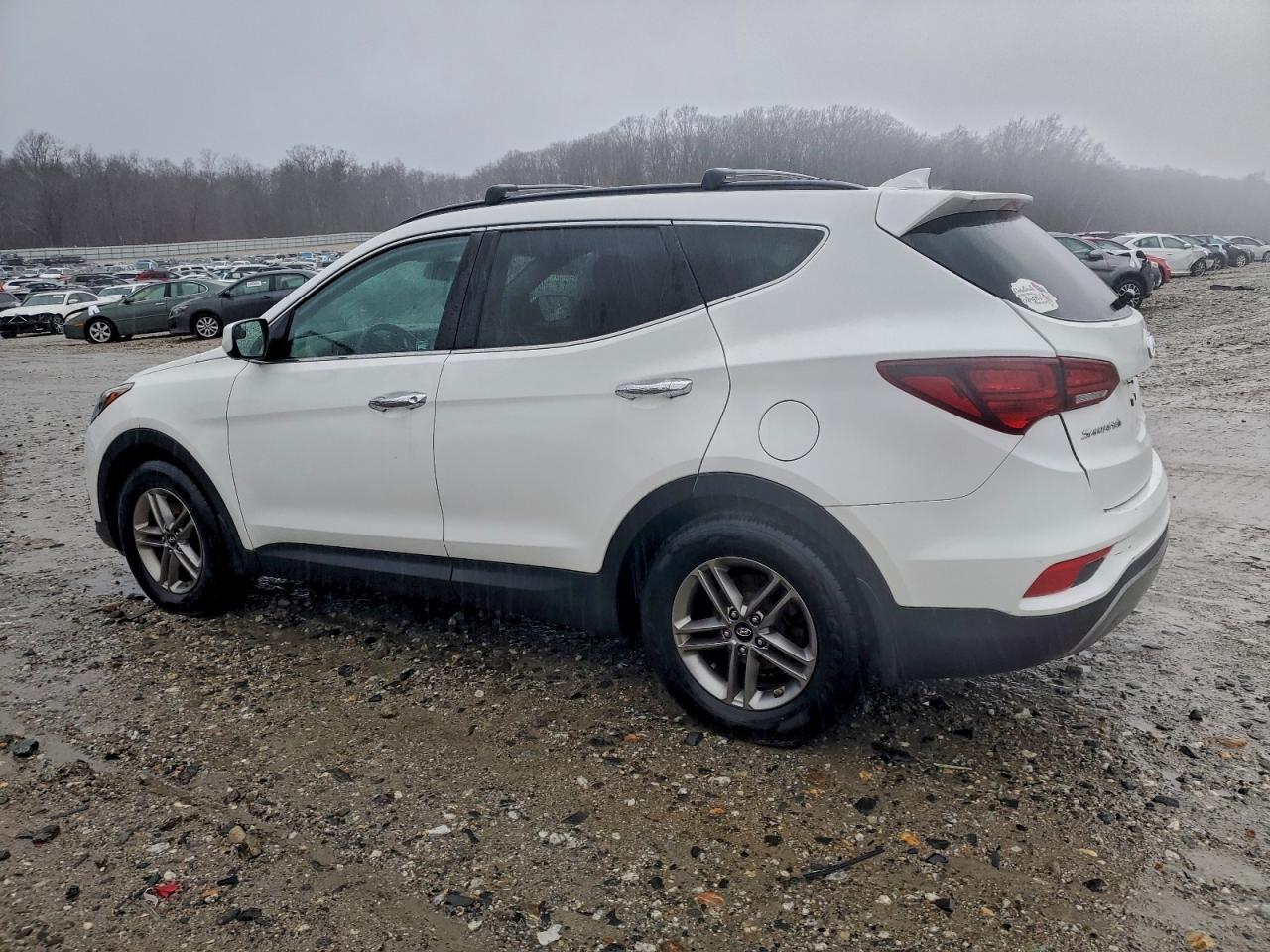 2017 HYUNDAI SANTA FE SPORT photo 2