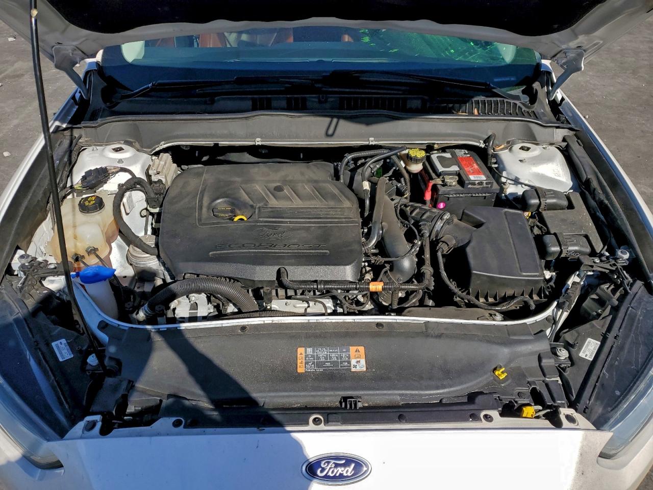 2015 FORD FUSION SE photo 11