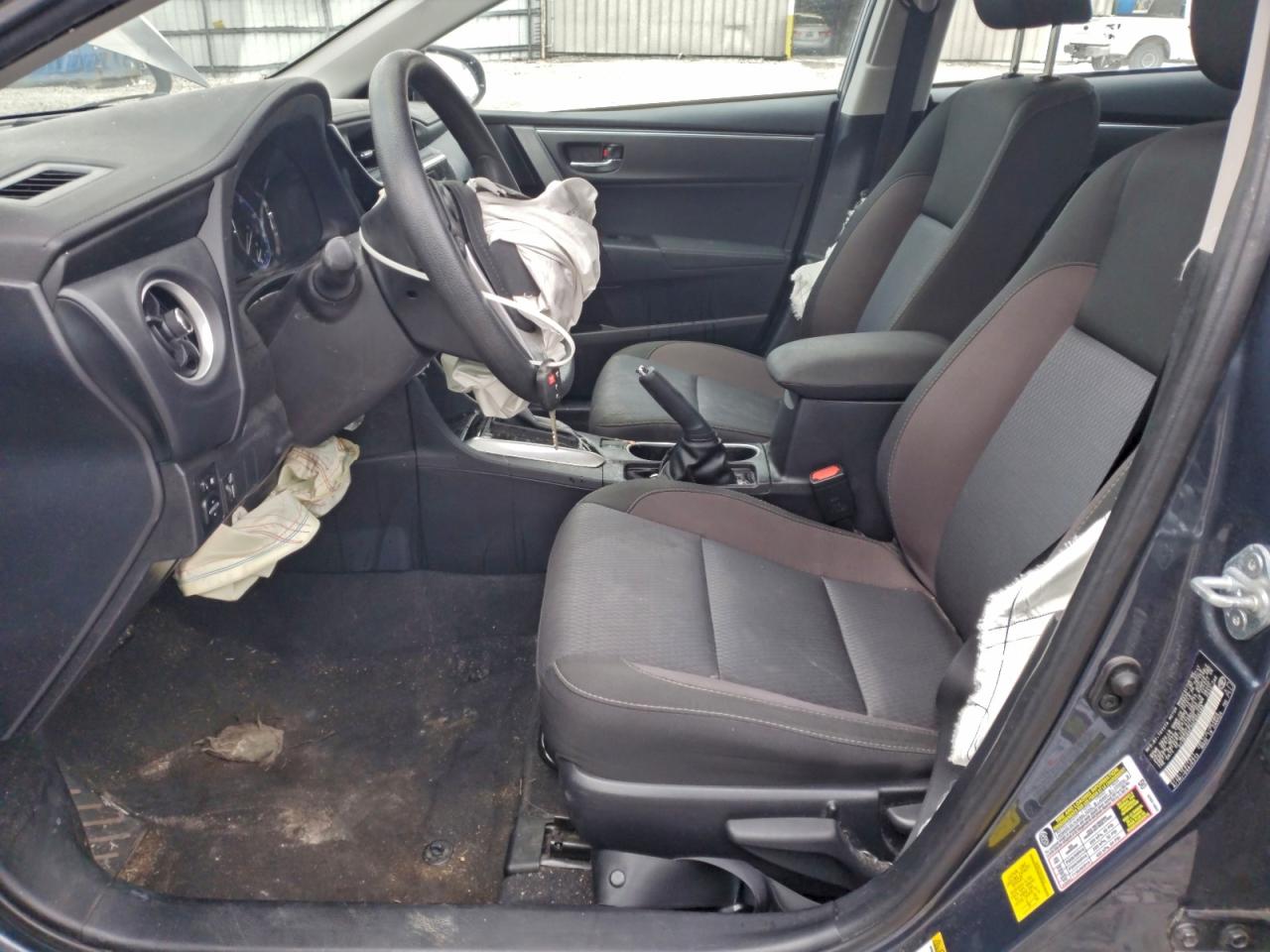 2017 TOYOTA COROLLA L photo 13