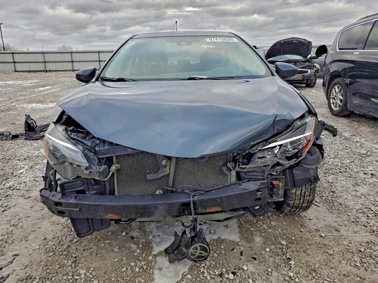 2017 TOYOTA COROLLA L photo 9