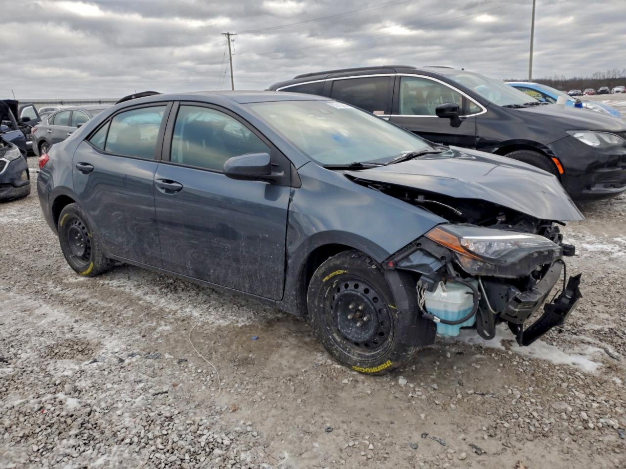 2017 TOYOTA COROLLA L photo 7