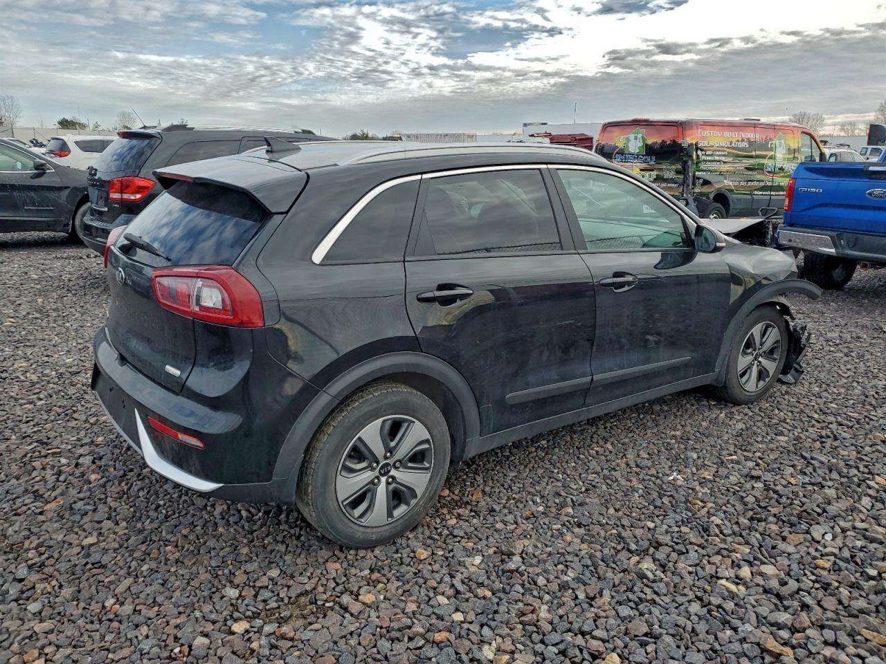 2019 KIA NIRO EX photo 3