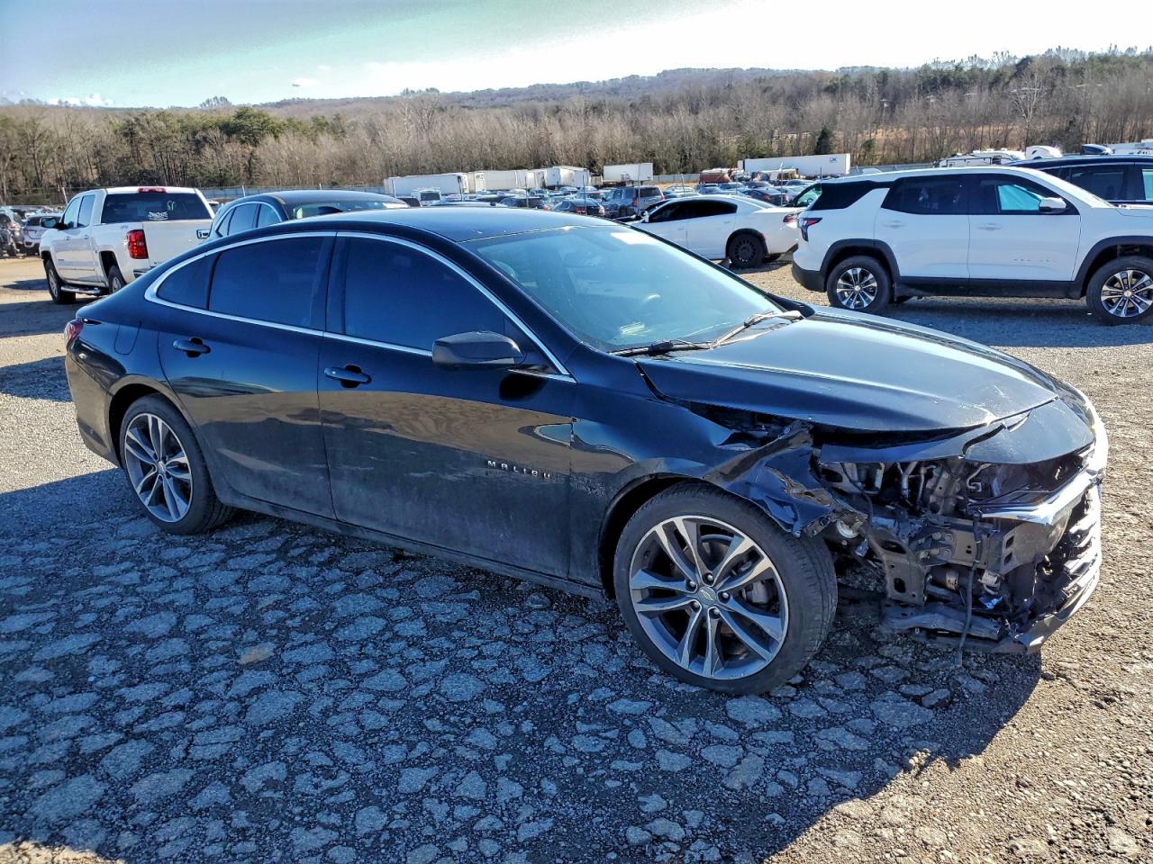 2021 CHEVROLET MALIBU LT photo 4