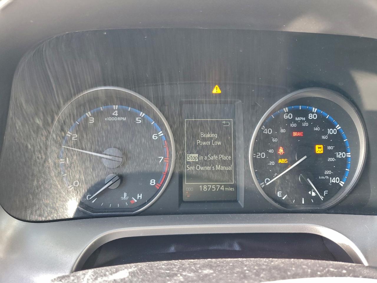 2017 TOYOTA RAV4 XLE photo 9