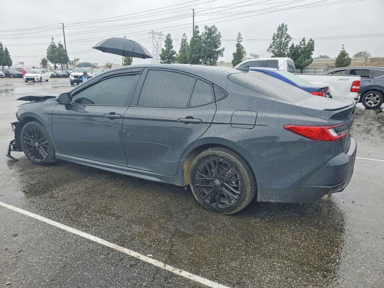 2025 TOYOTA CAMRY XSE photo 2