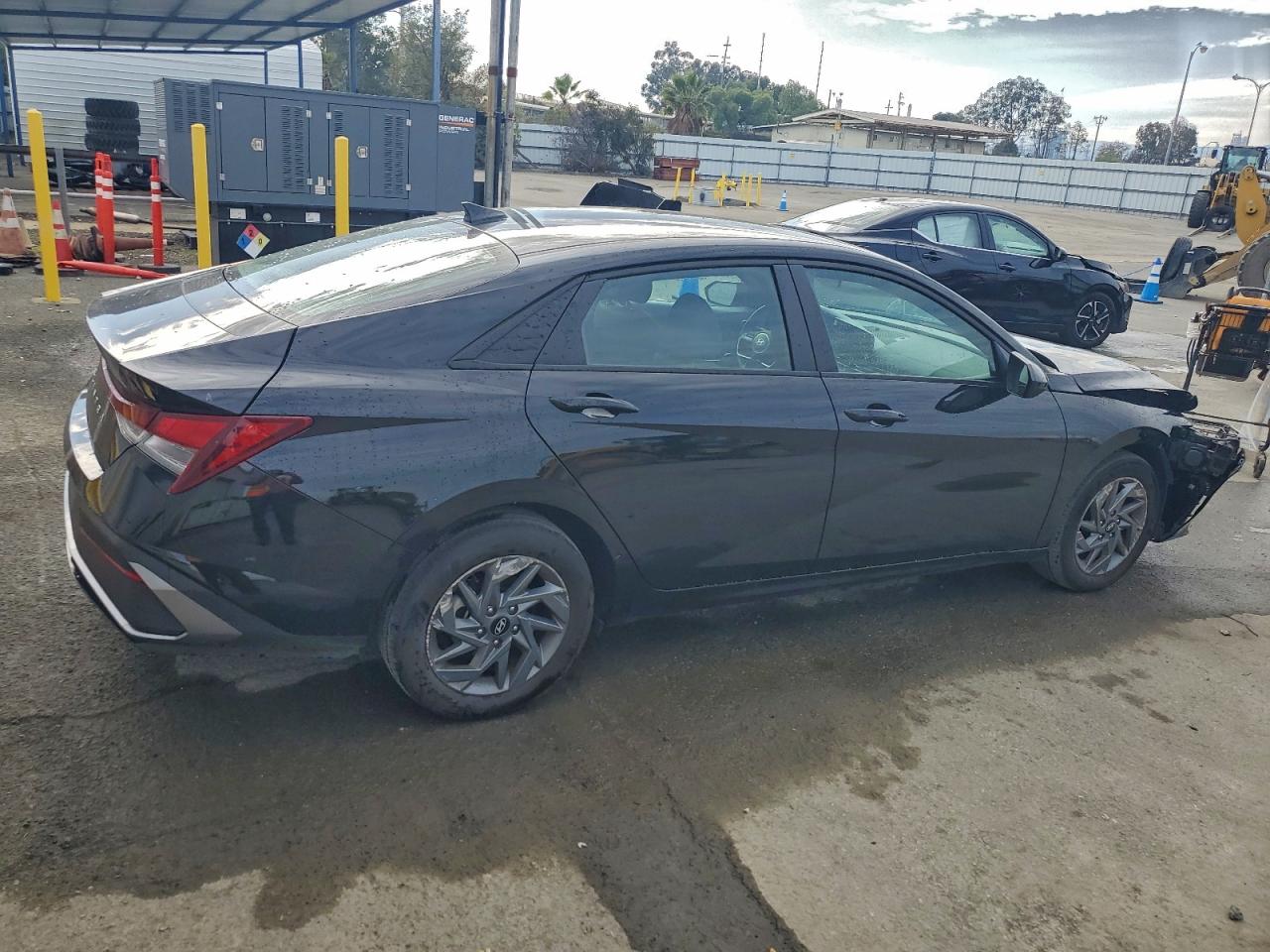 2024 HYUNDAI ELANTRA SEL photo 3