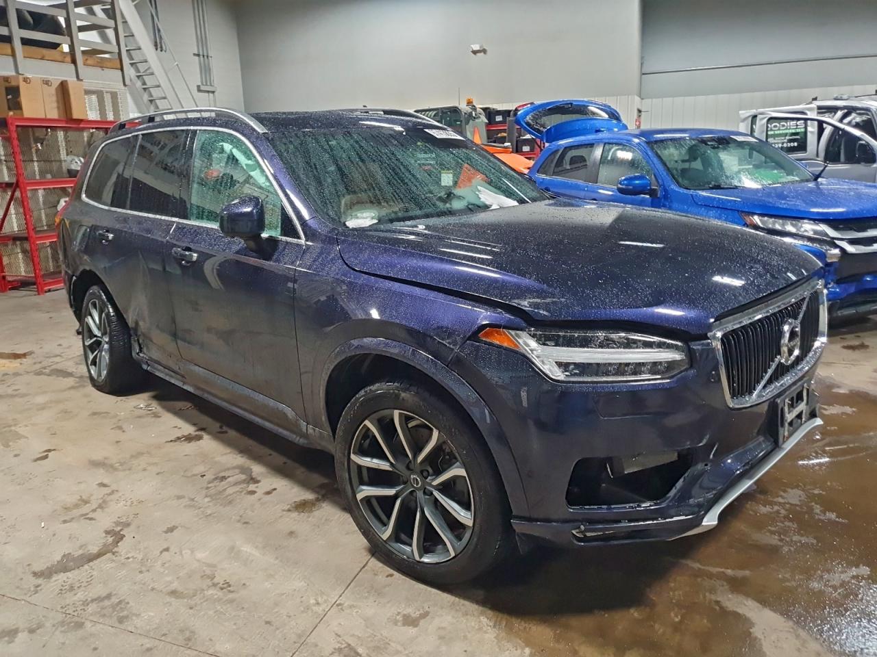 2017 VOLVO XC90 T6 photo 4