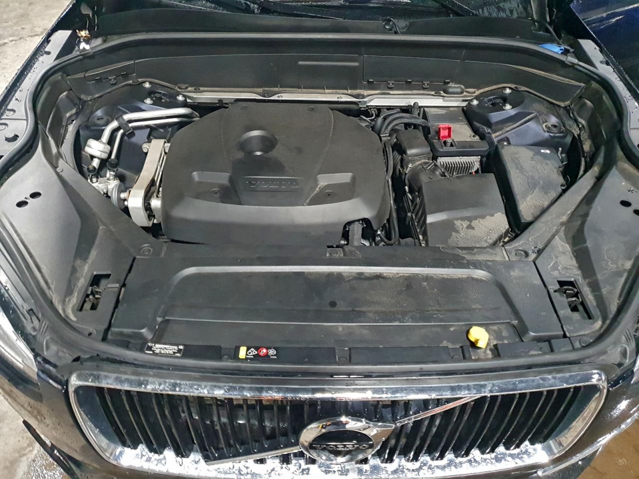 2017 VOLVO XC90 T6 photo 11