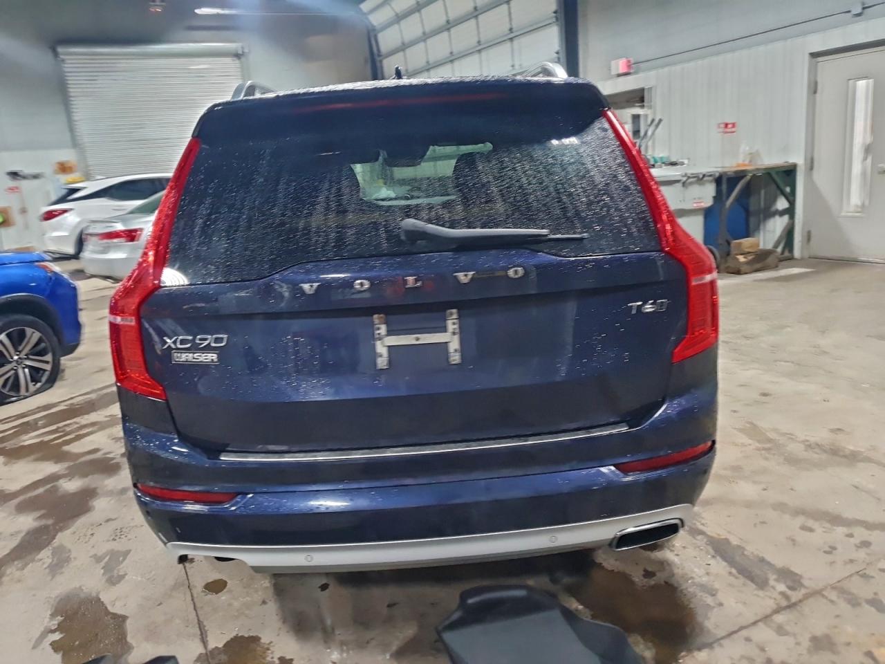 2017 VOLVO XC90 T6 photo 6