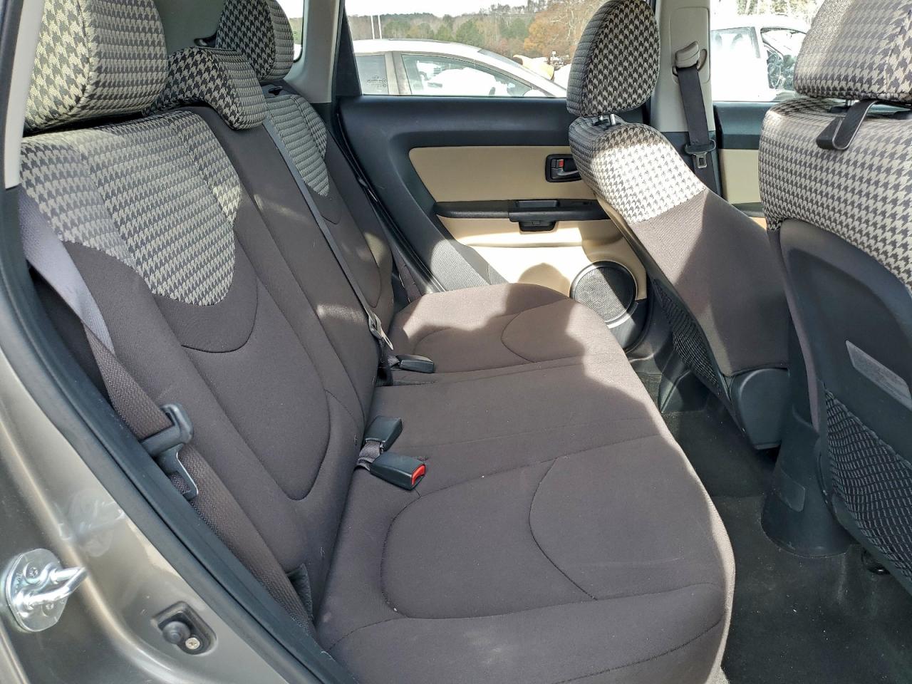 2011 KIA SOUL + photo 10