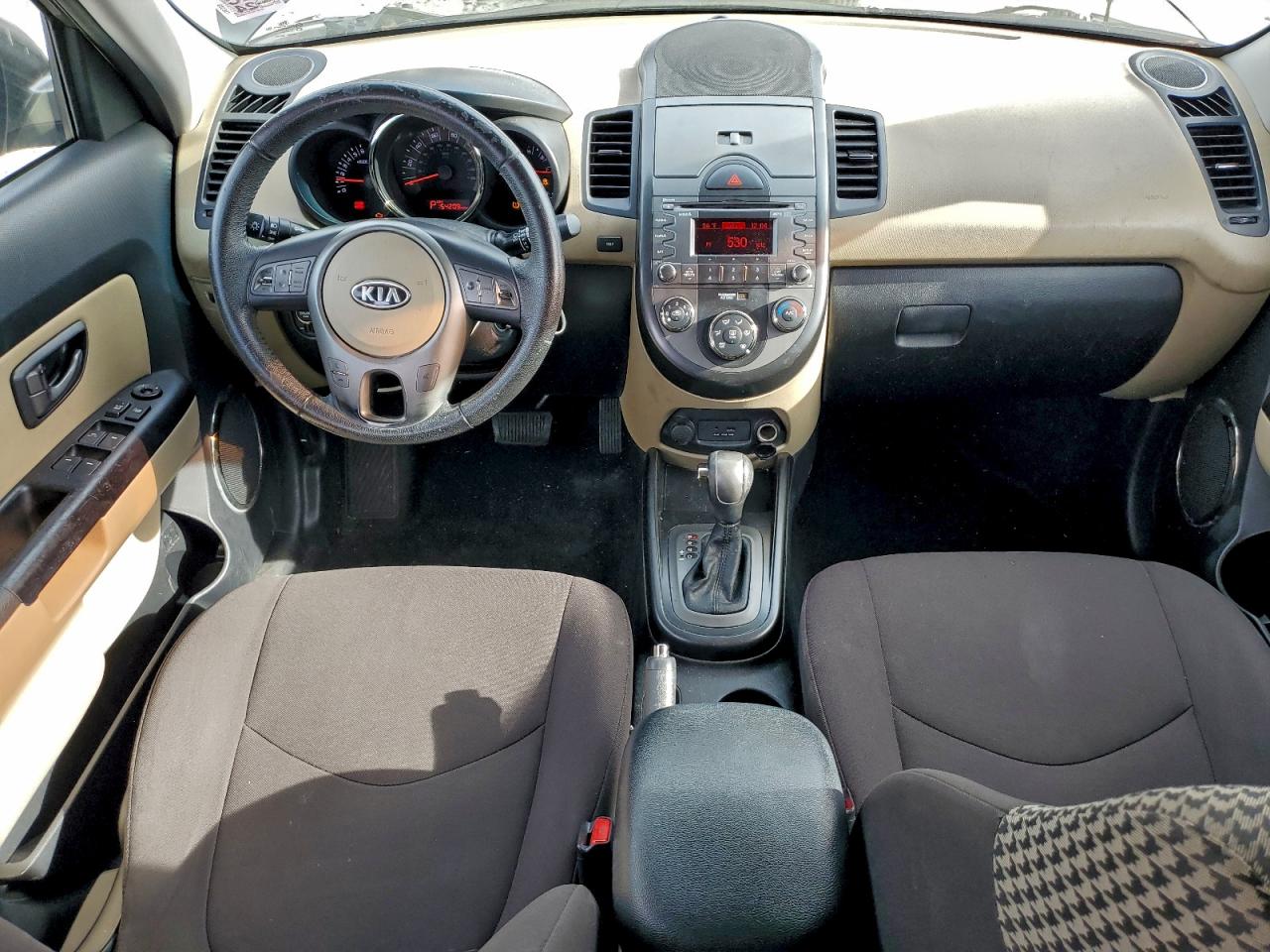 2011 KIA SOUL + photo 8