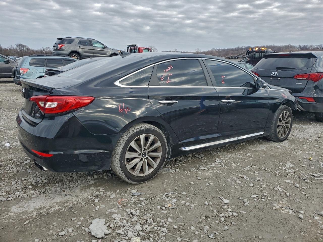 2017 HYUNDAI SONATA SPORT photo 7