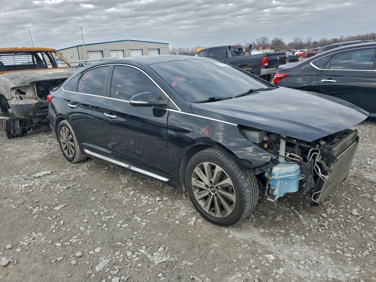 2017 HYUNDAI SONATA SPORT photo 10