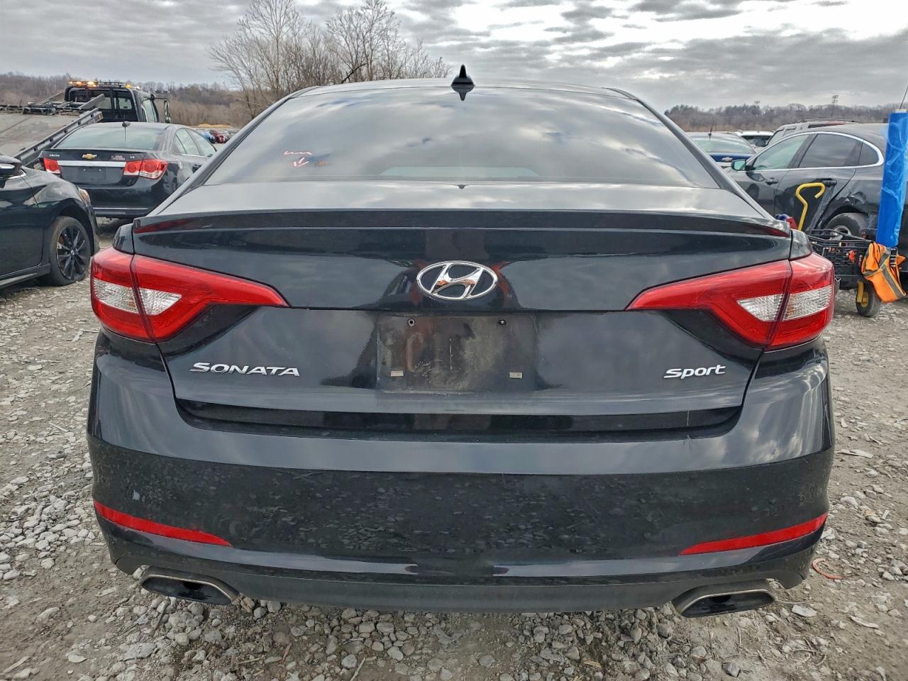 2017 HYUNDAI SONATA SPORT photo 16