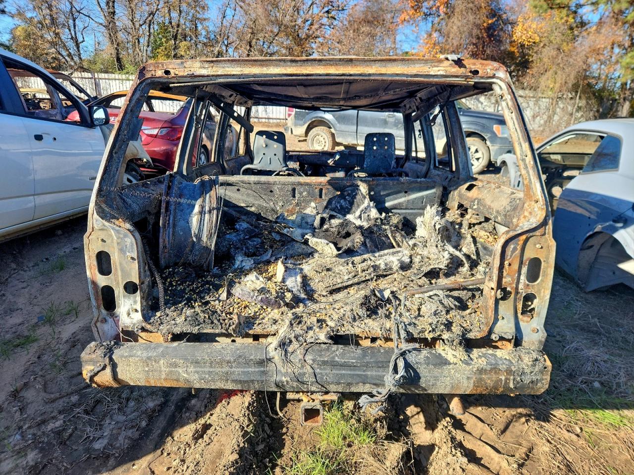 1995 JEEP CHEROKEE SE photo 6