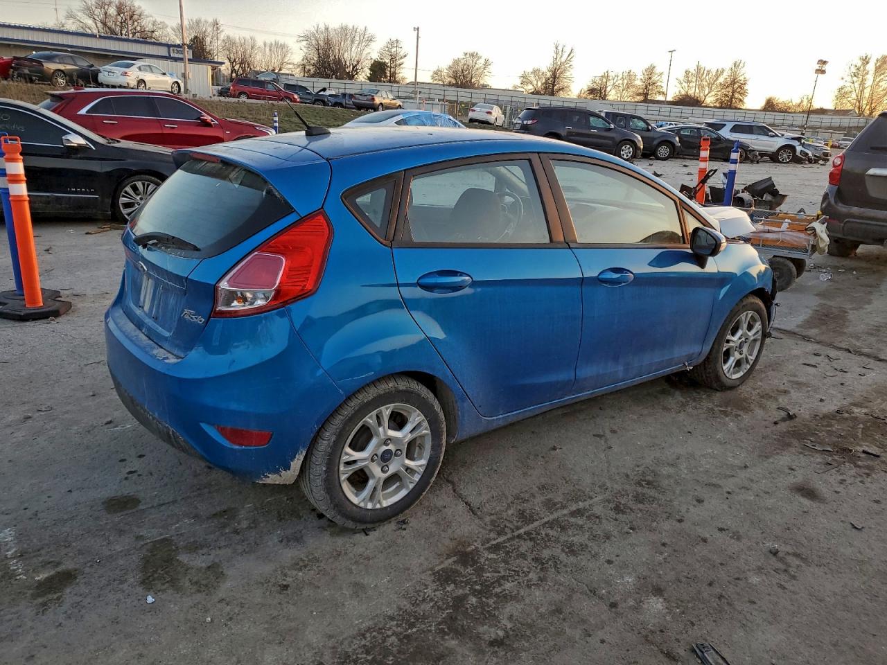 2015 FORD FIESTA SE photo 5