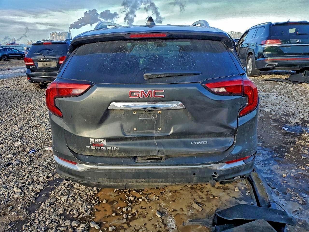 2019 GMC TERRAIN SLT photo 6