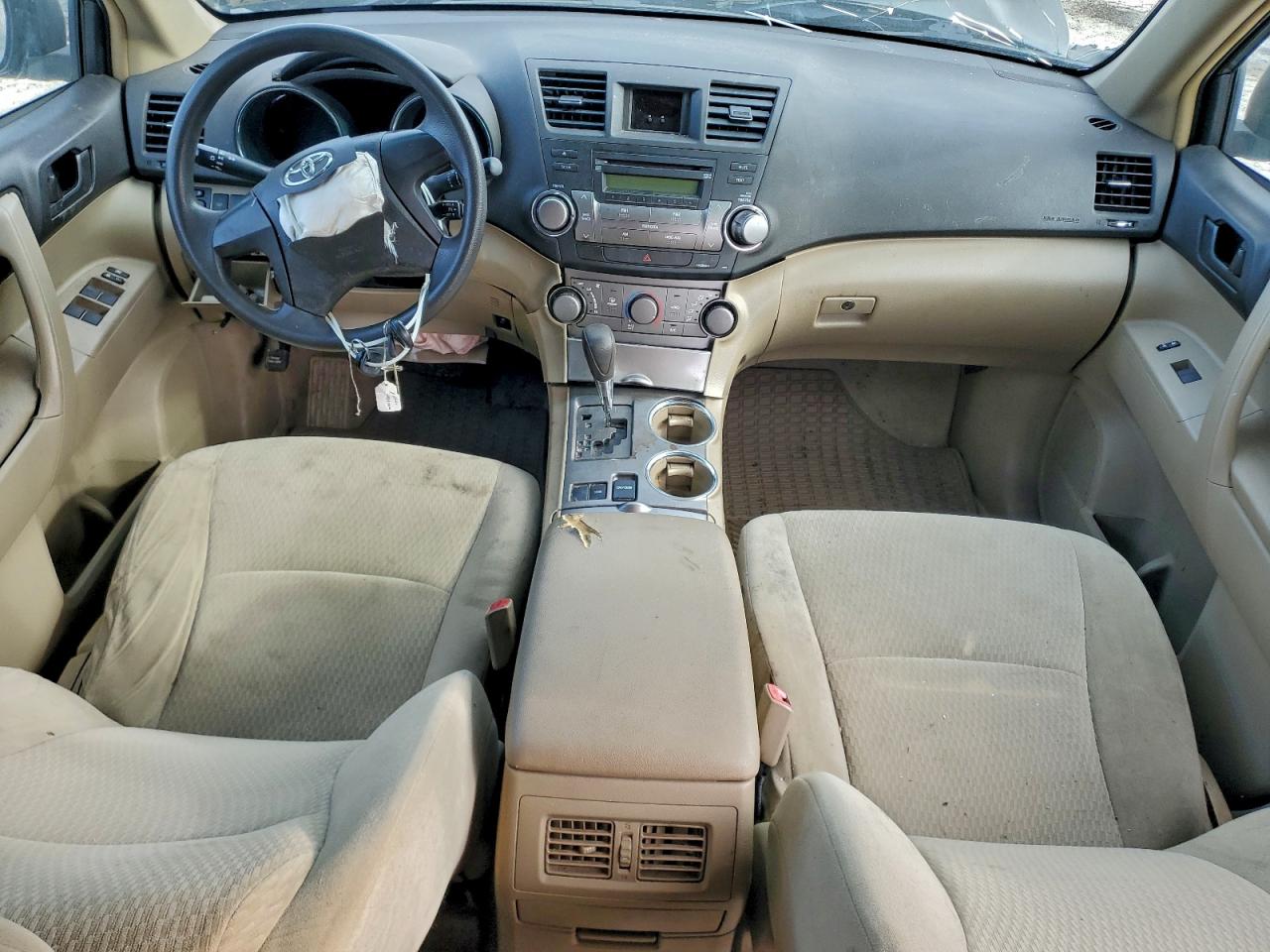2010 TOYOTA HIGHLANDER photo 8