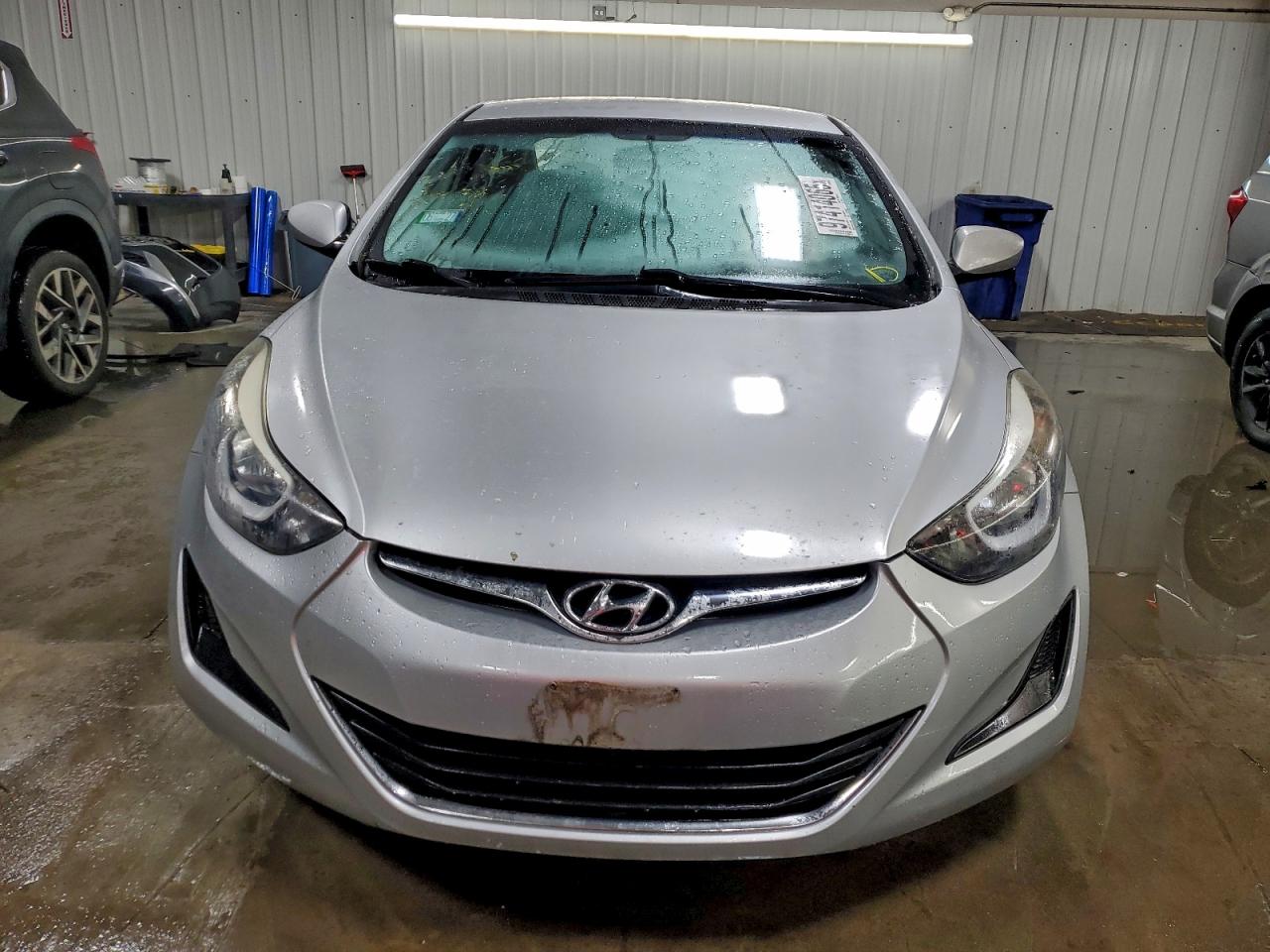 2016 HYUNDAI ELANTRA SE photo 5