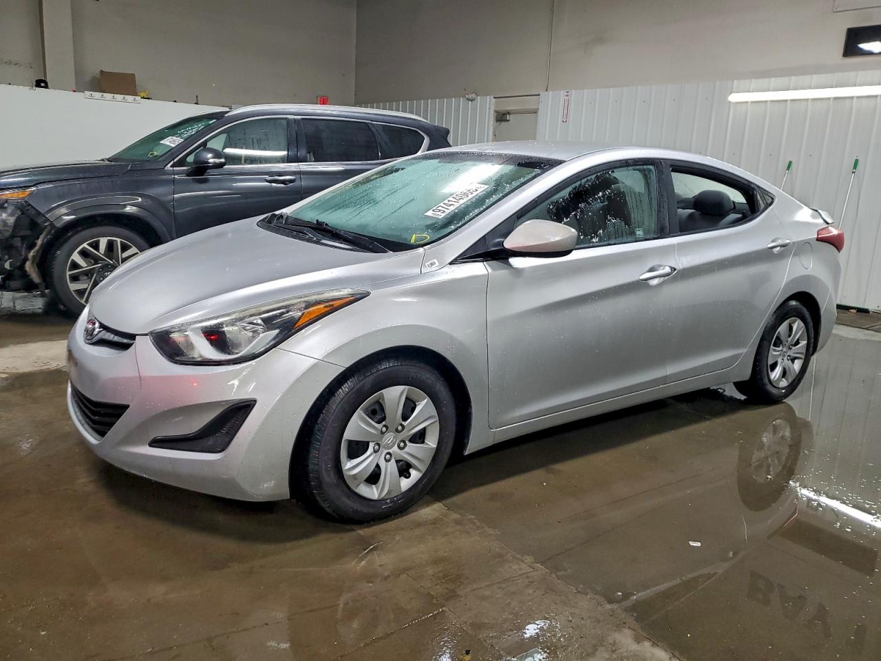 2016 HYUNDAI ELANTRA