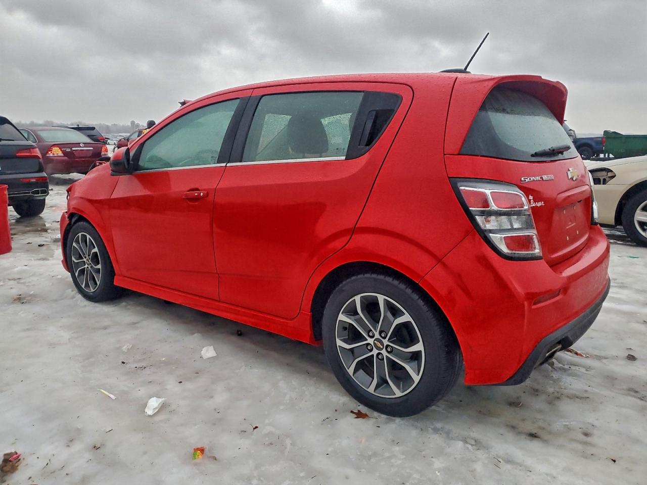 2017 CHEVROLET SONIC LT photo 2