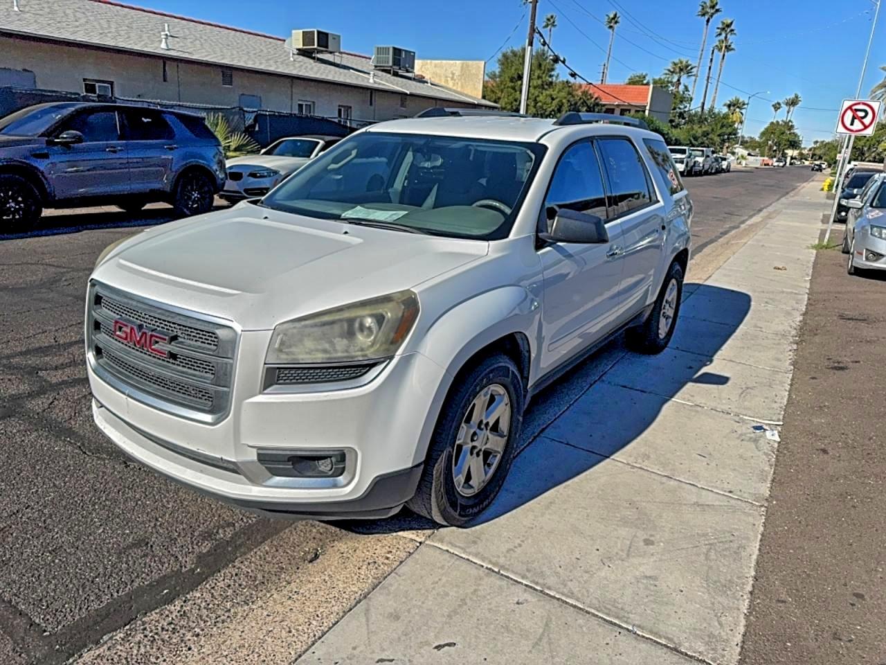 2016 GMC ACADIA SLE photo 2