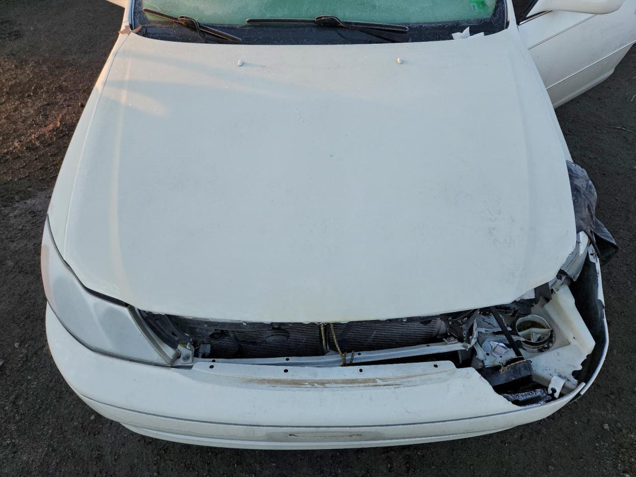 2003 TOYOTA AVALON XL photo 11