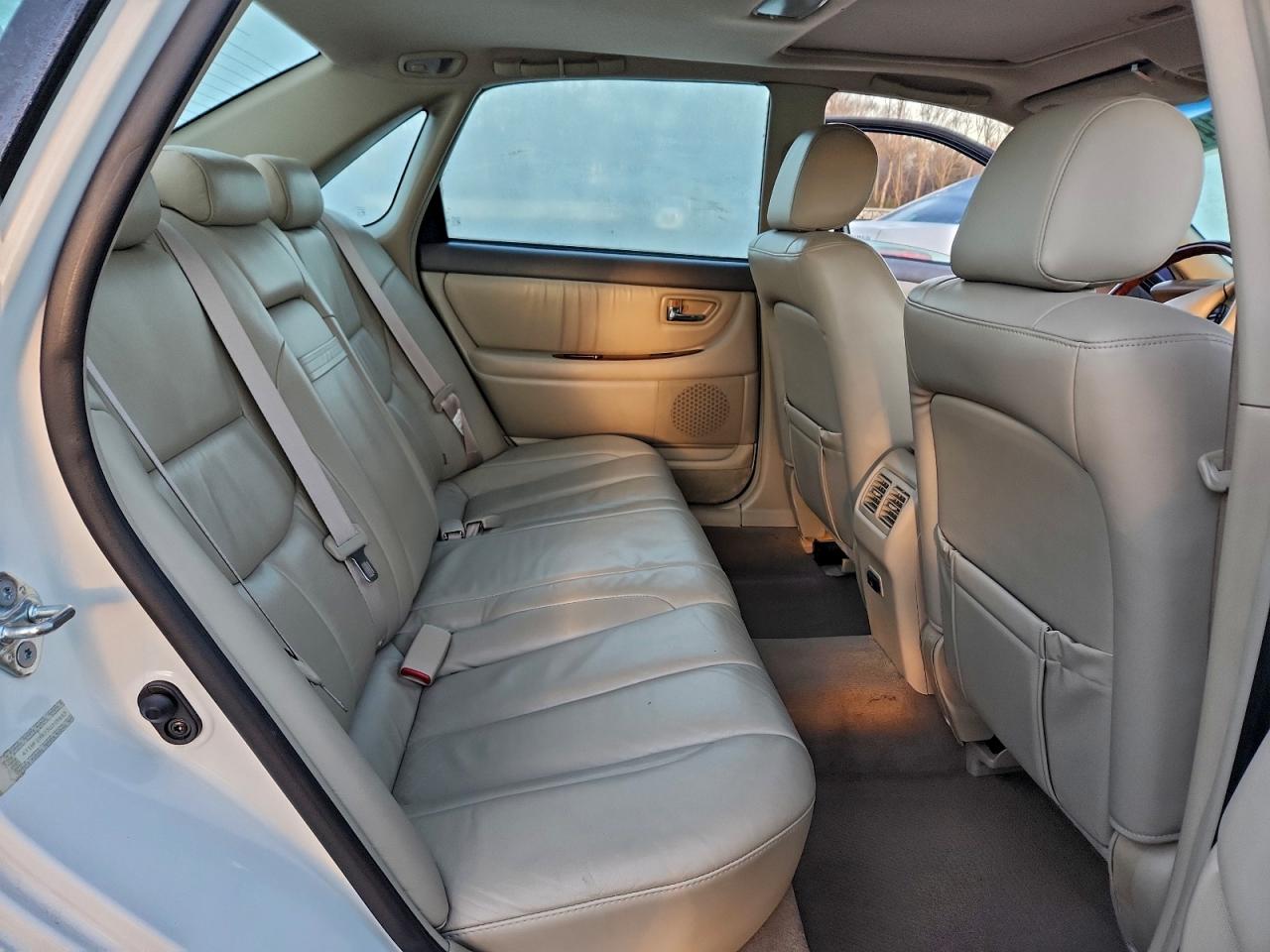 2003 TOYOTA AVALON XL photo 10