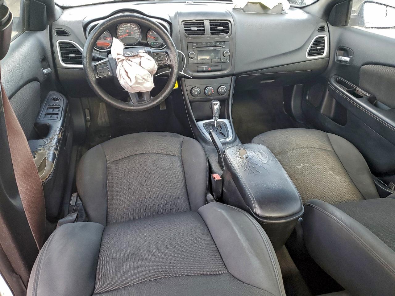 2013 DODGE AVENGER SE photo 8