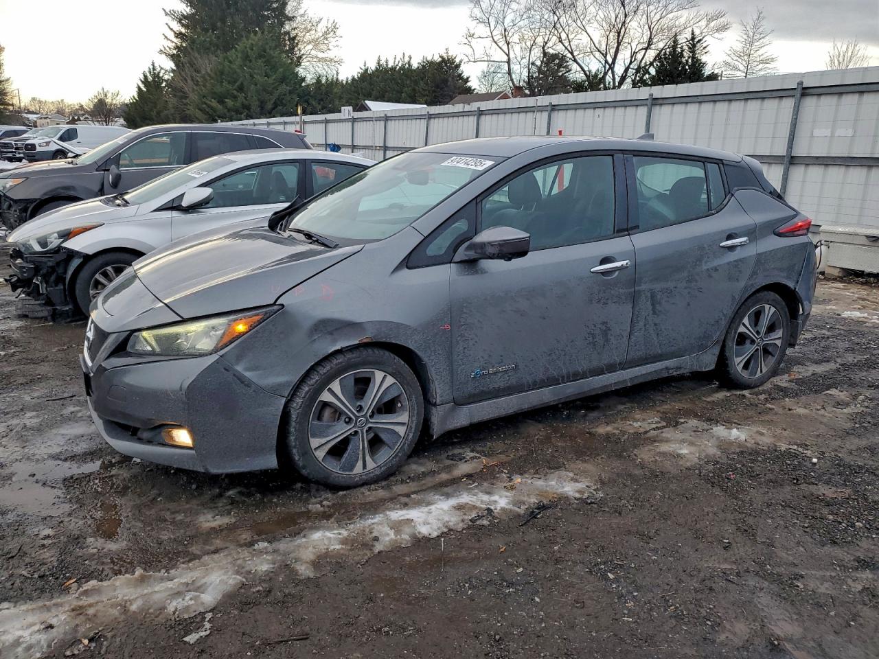 2018 NISSAN LEAF