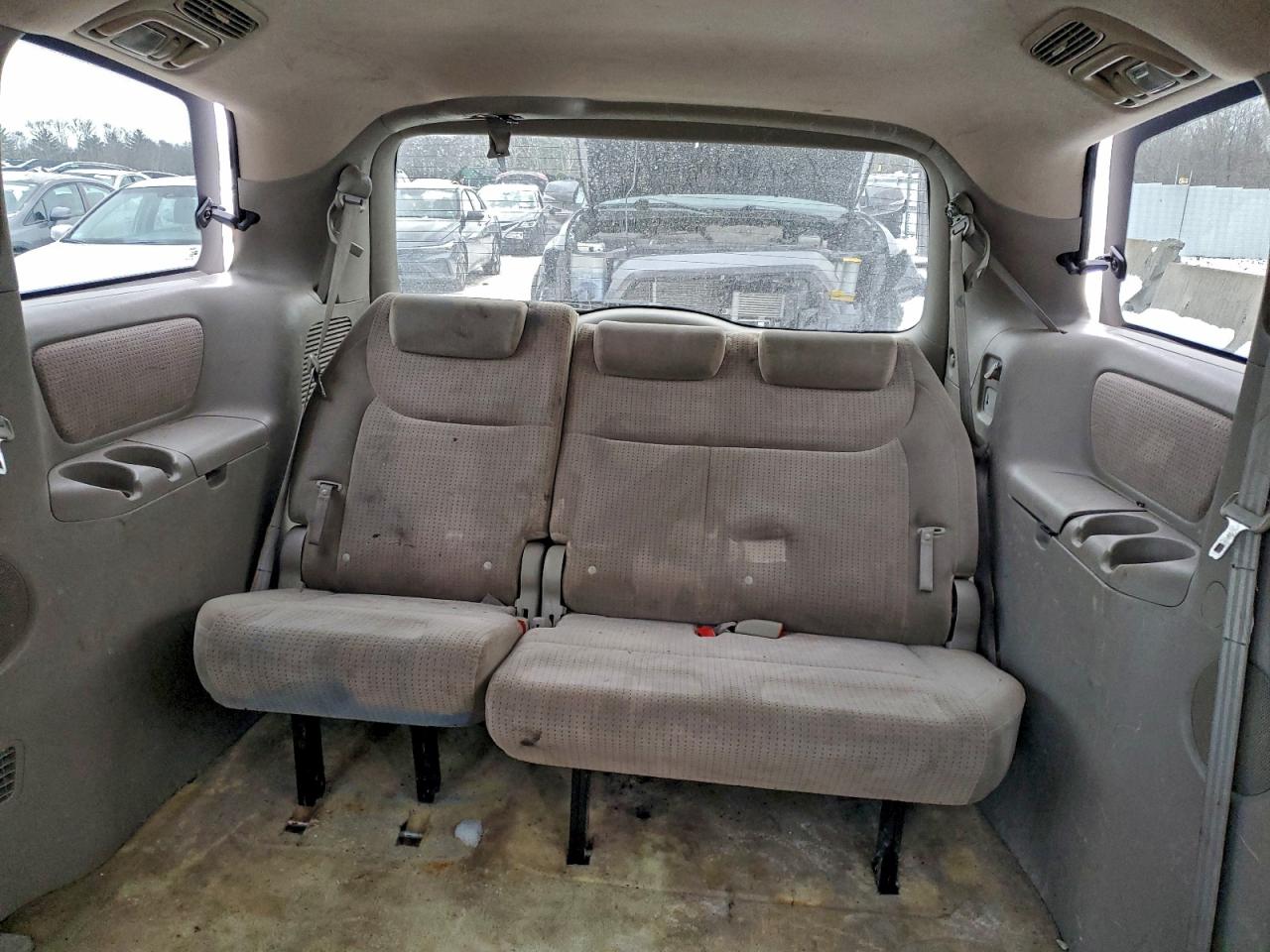 2009 TOYOTA SIENNA CE photo 10