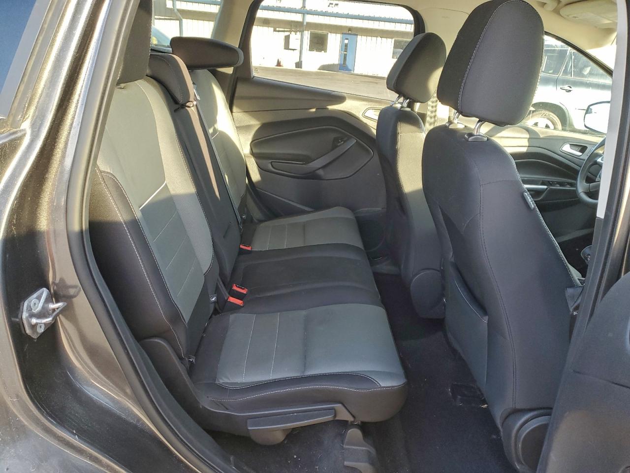 2015 FORD ESCAPE SE photo 10