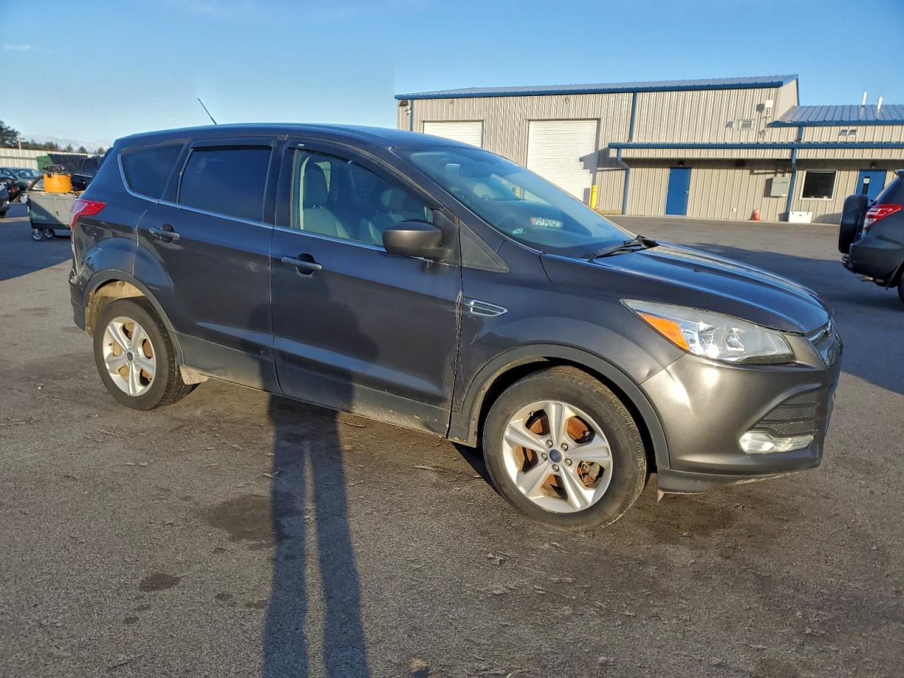 2015 FORD ESCAPE SE photo 4