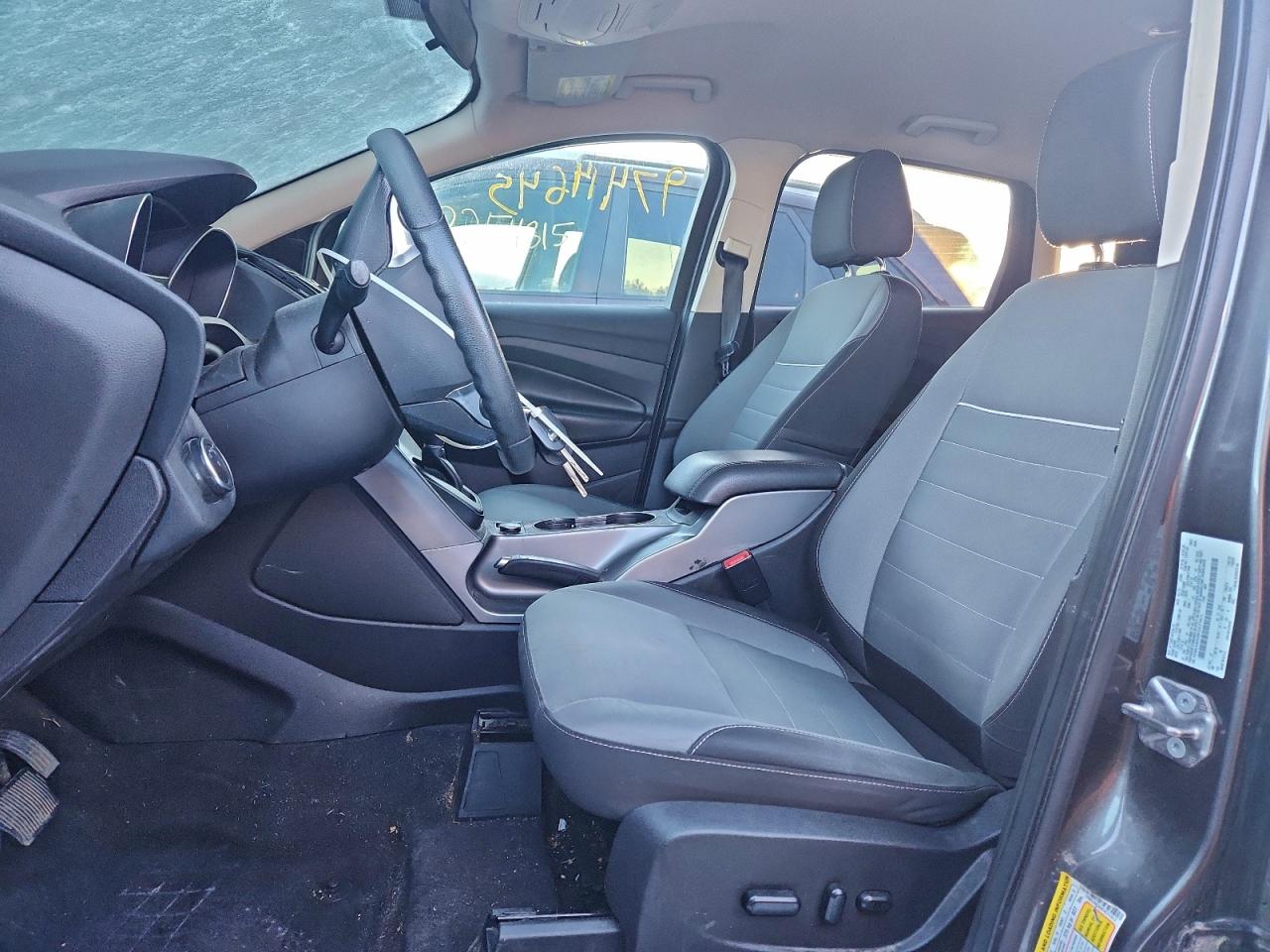 2015 FORD ESCAPE SE photo 7