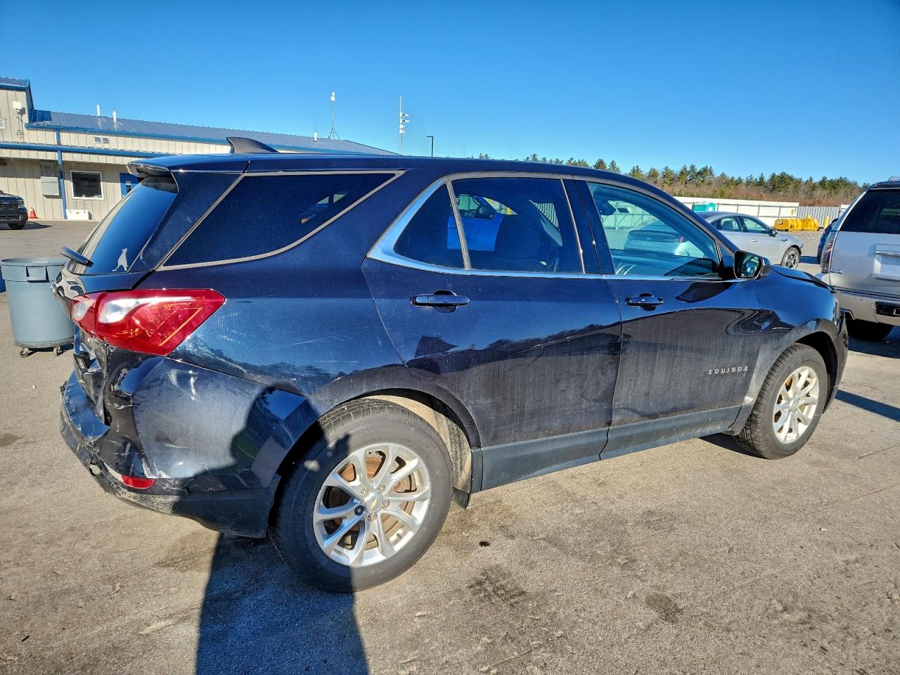 2020 CHEVROLET EQUINOX LT photo 3
