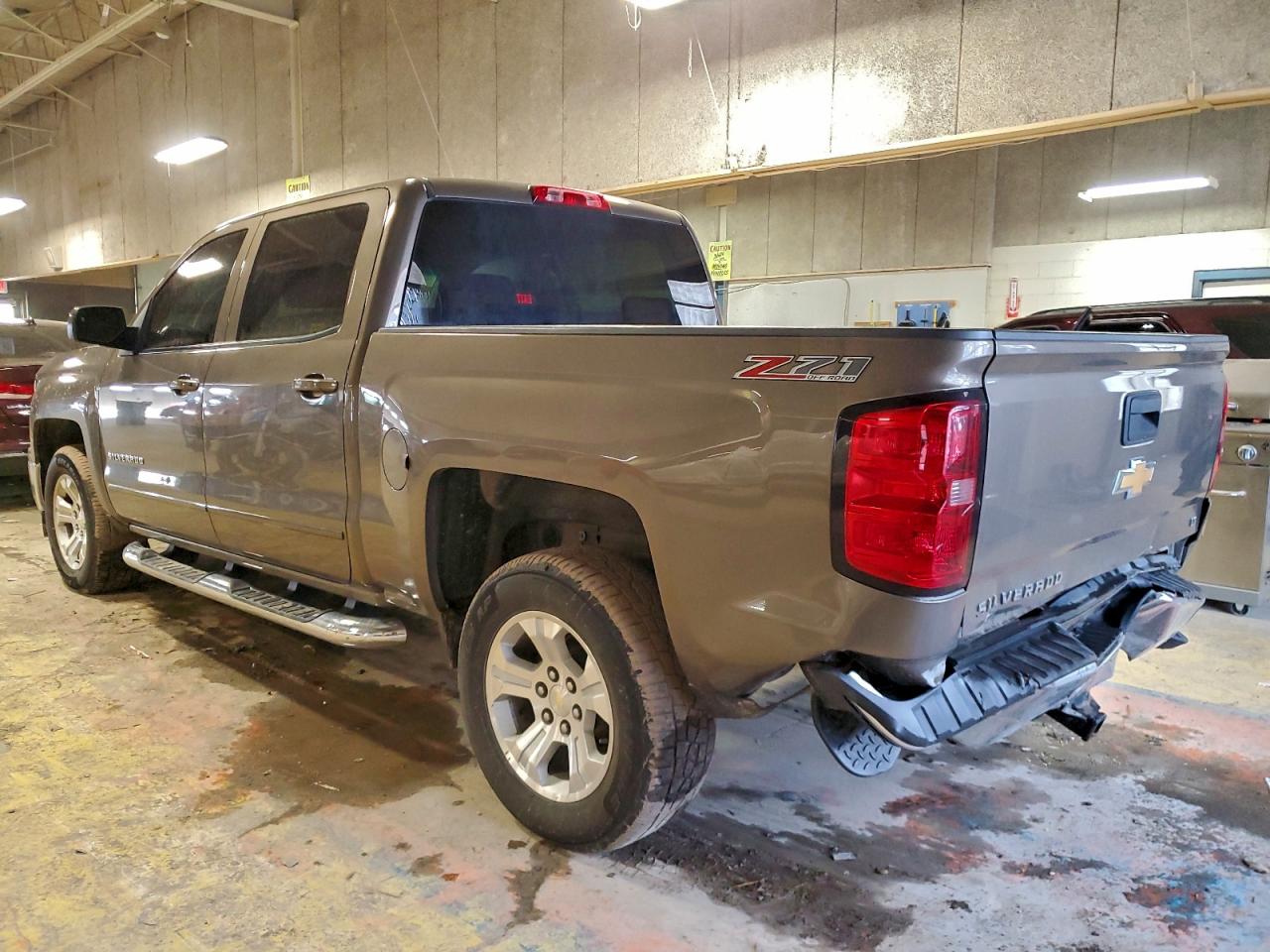 2015 CHEVROLET SILVERADO K1500 LT photo 2