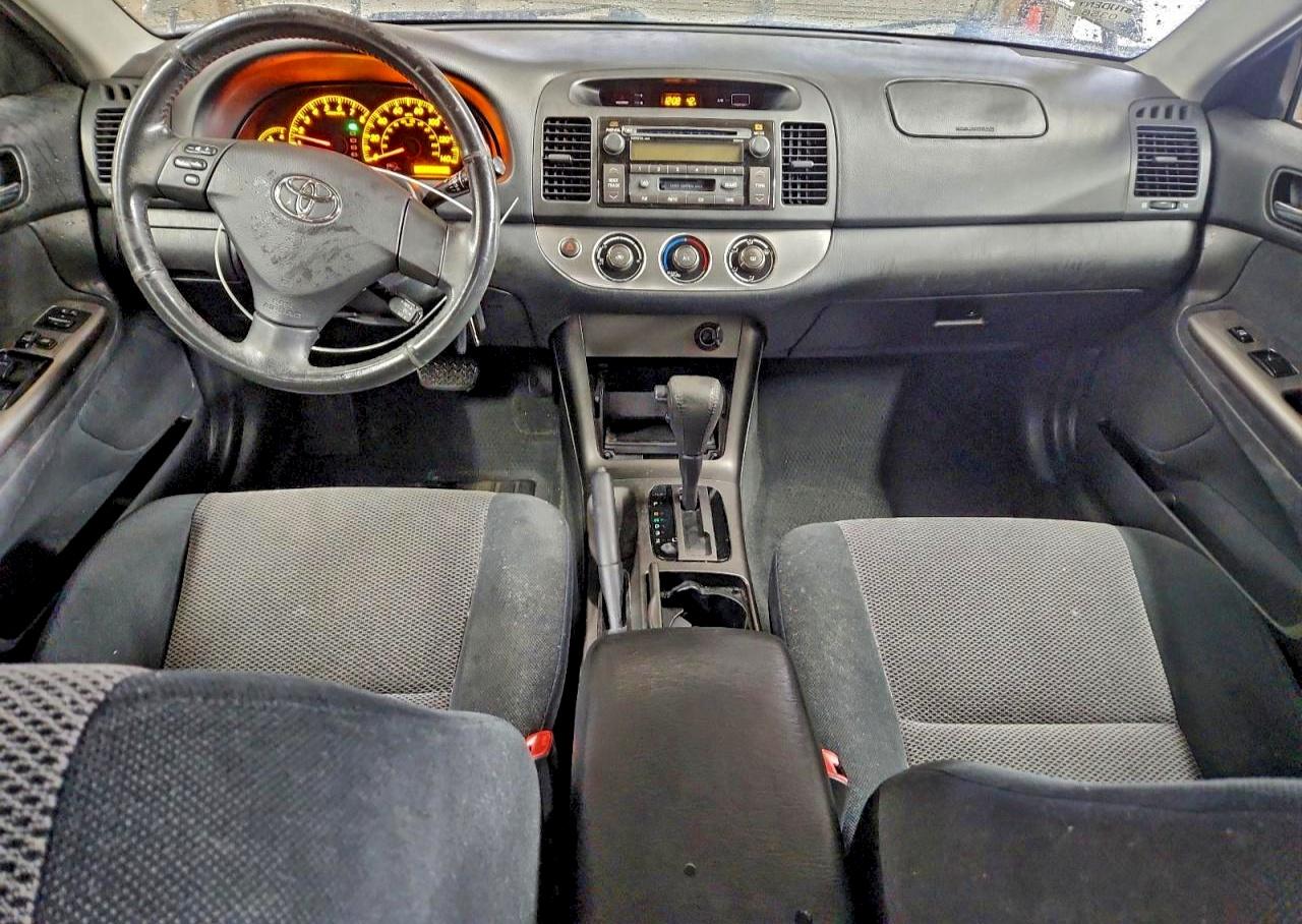 2005 TOYOTA CAMRY LE photo 8