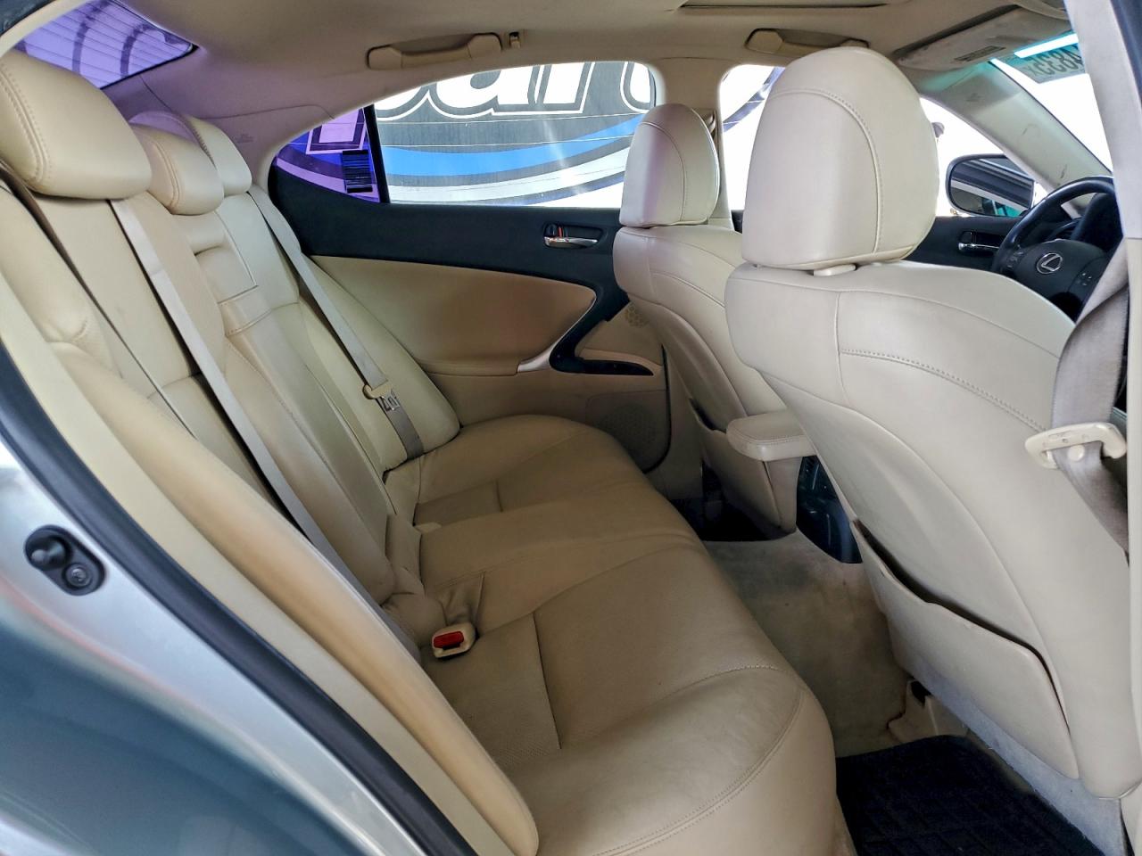 2007 LEXUS IS 250 photo 10
