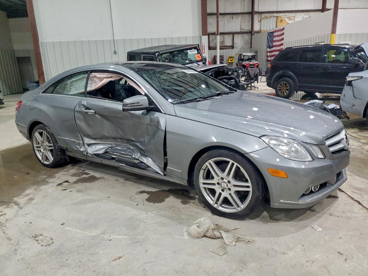 2011 MERCEDES-BENZ E 350 photo 4