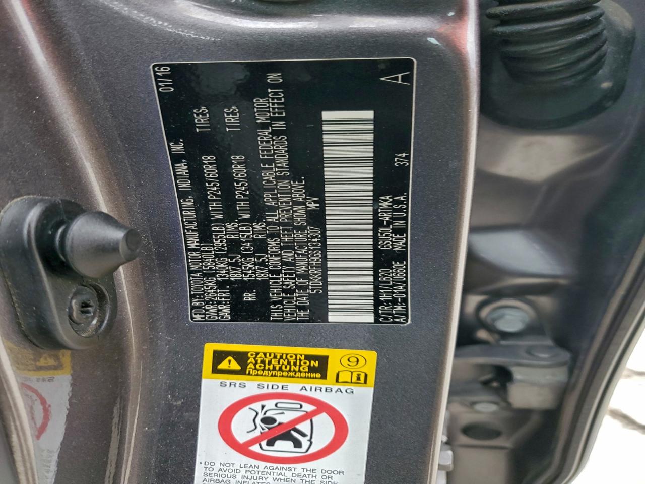 2016 TOYOTA HIGHLANDER XLE photo 12