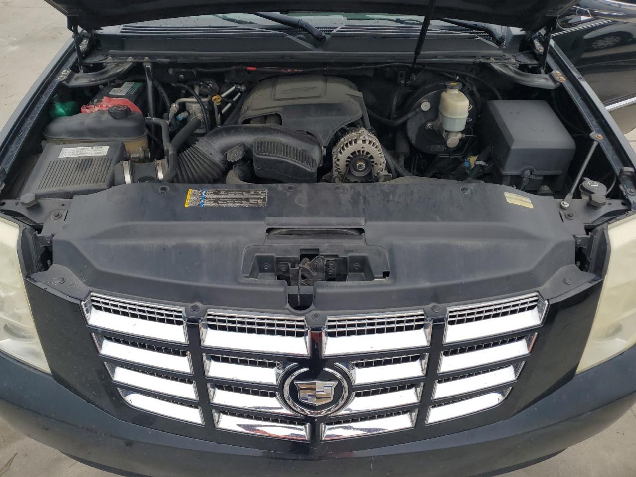 2008 CADILLAC ESCALADE ESV photo 12