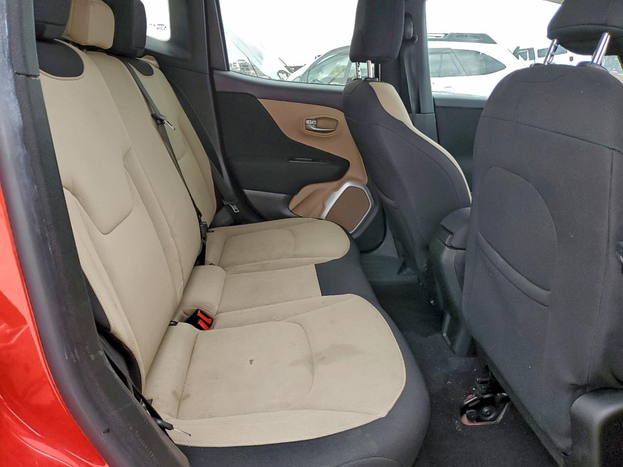 2017 JEEP RENEGADE LATITUDE photo 10