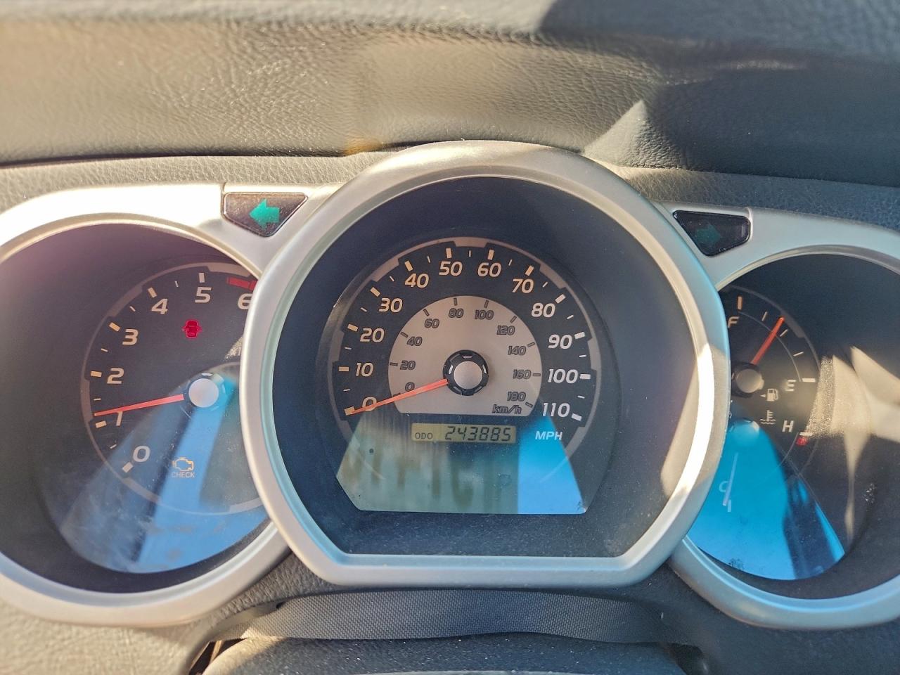 2005 TOYOTA 4RUNNER SR5 photo 9