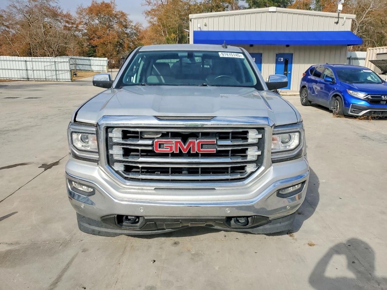 2017 GMC SIERRA K1500 SLT photo 5