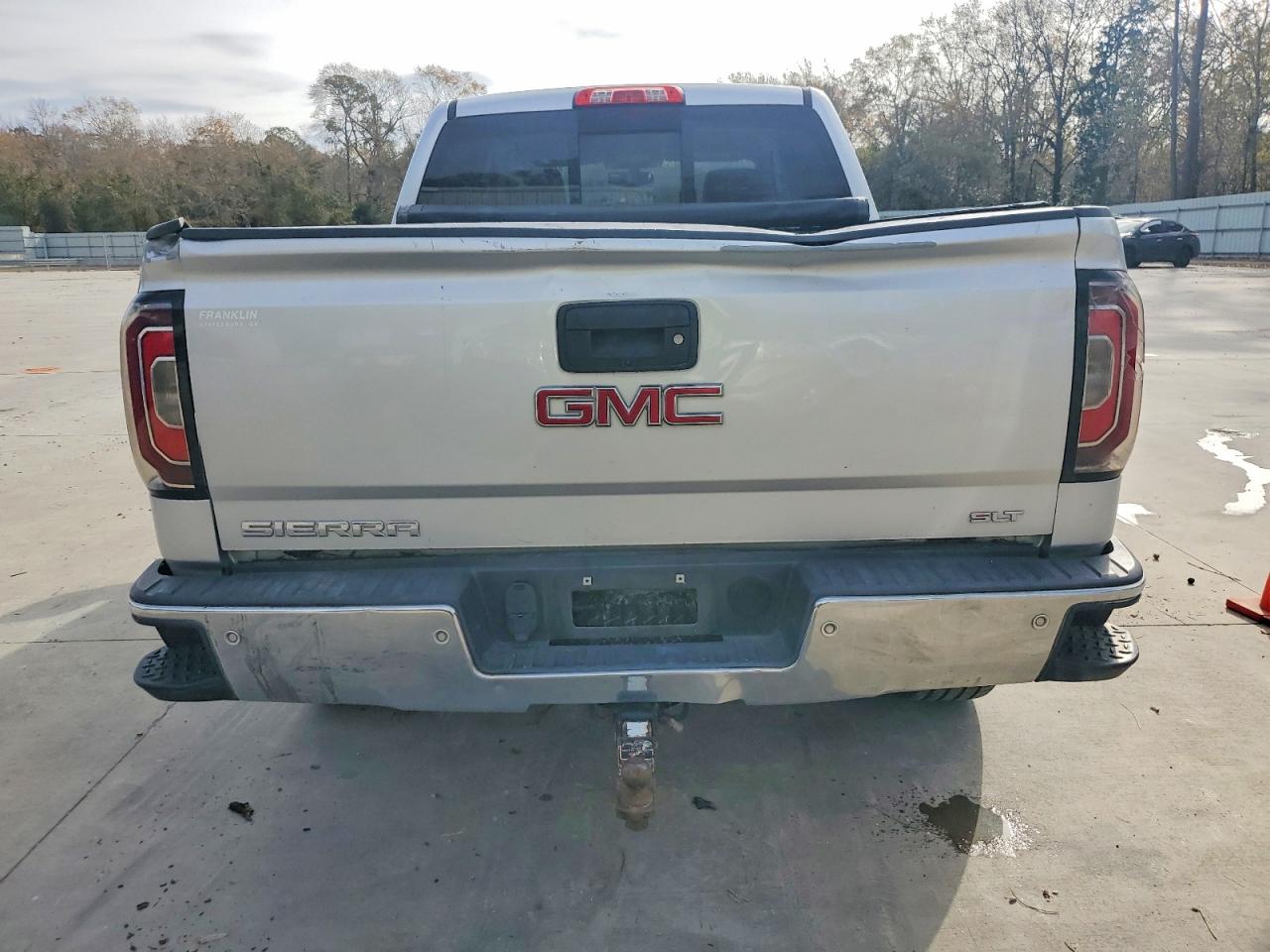 2017 GMC SIERRA K1500 SLT photo 6